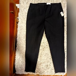 Black Skinny Leg Pants Size XL Old Navy w/ Pockets and Zipper Leg Detail NTW